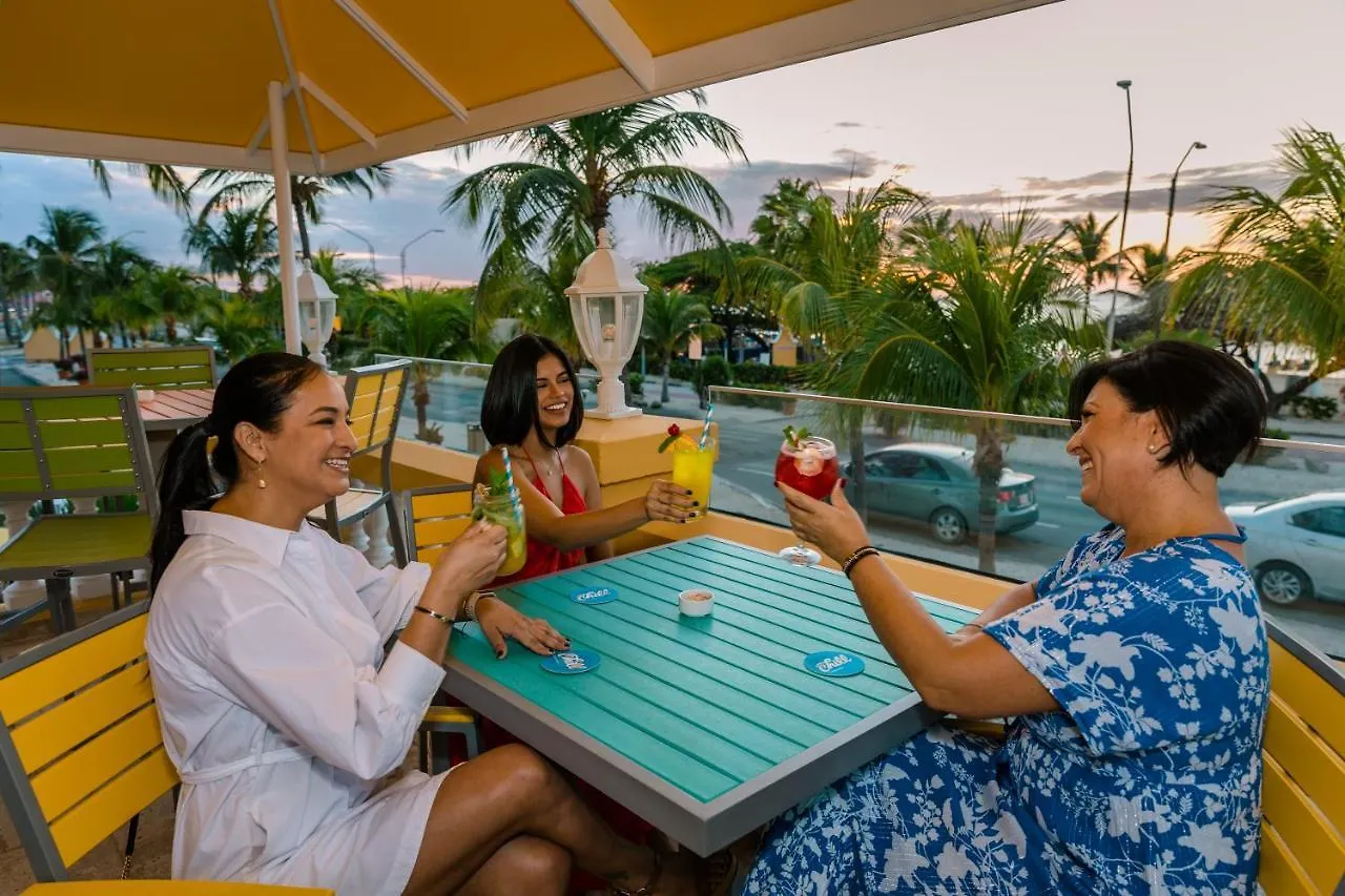 Amsterdam Manor Beach Resort Палм Бич